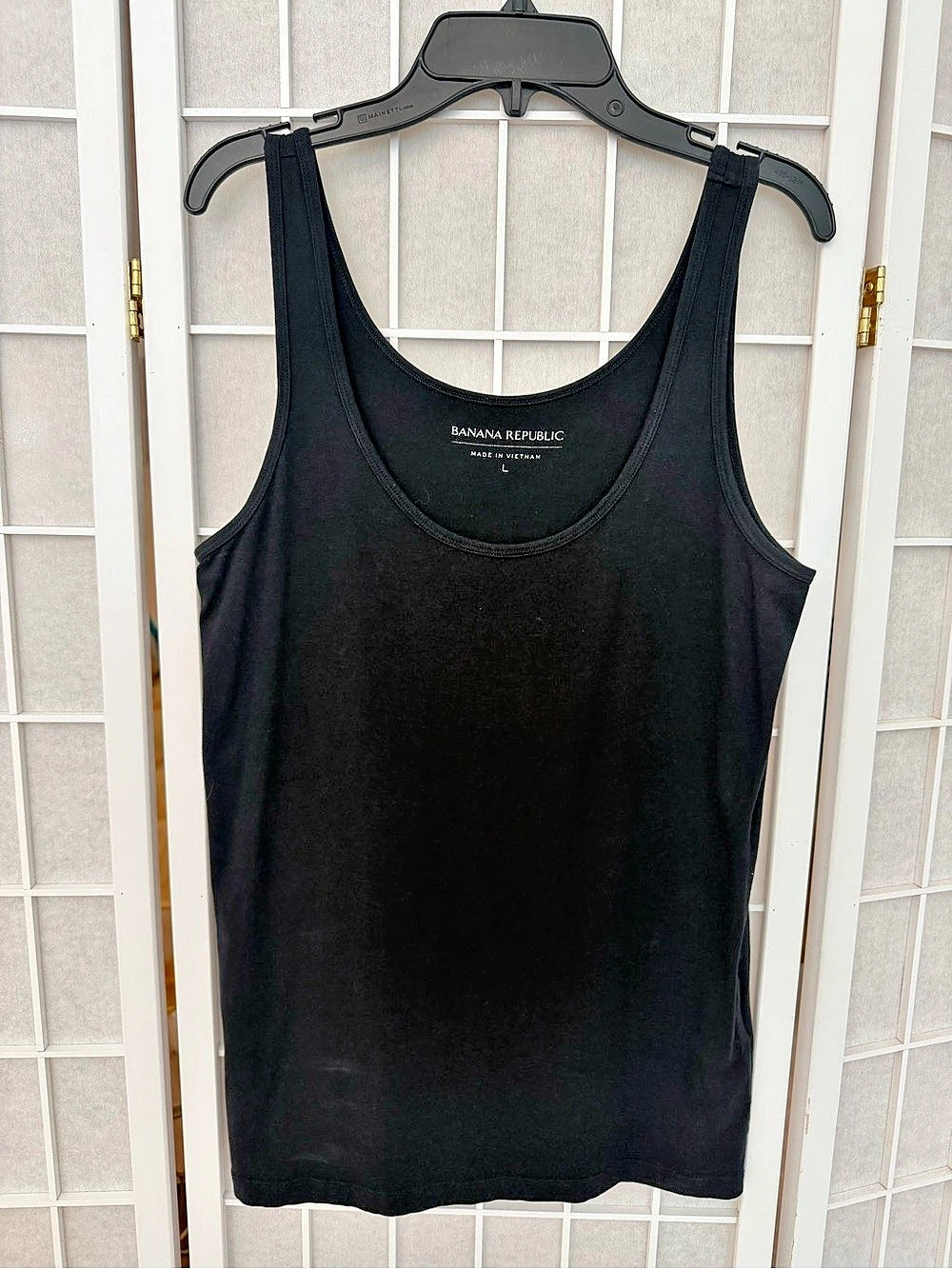 Banana Republic Tank Top in Black Large Like New